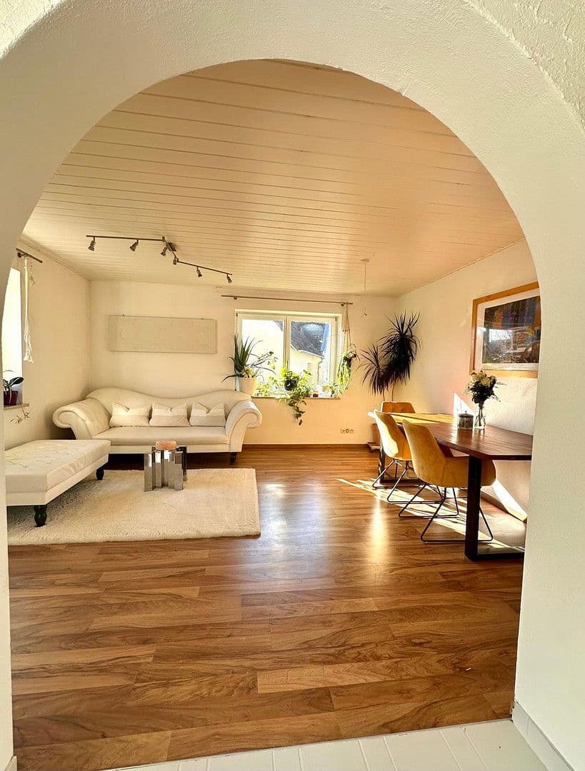 Predaj domu 250 m², pozemek 1.600 m², Aindling, Bavorsko Predaj domu 250 m², pozemek 1.600 m², Aindling, Bavorsko