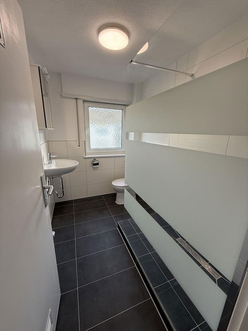 Prenájom bytu 3-izbový 19 m², Trifelsstraße 79, Ludwigshafen, Porýnie-Falcko Prenájom bytu 3-izbový 19 m², Trifelsstraße 79, Ludwigshafen, Porýnie-Falcko