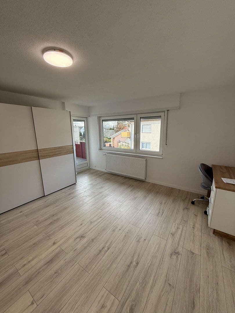 Prenájom bytu 3-izbový 19 m², Trifelsstraße 79, Ludwigshafen, Porýnie-Falcko Prenájom bytu 3-izbový 19 m², Trifelsstraße 79, Ludwigshafen, Porýnie-Falcko