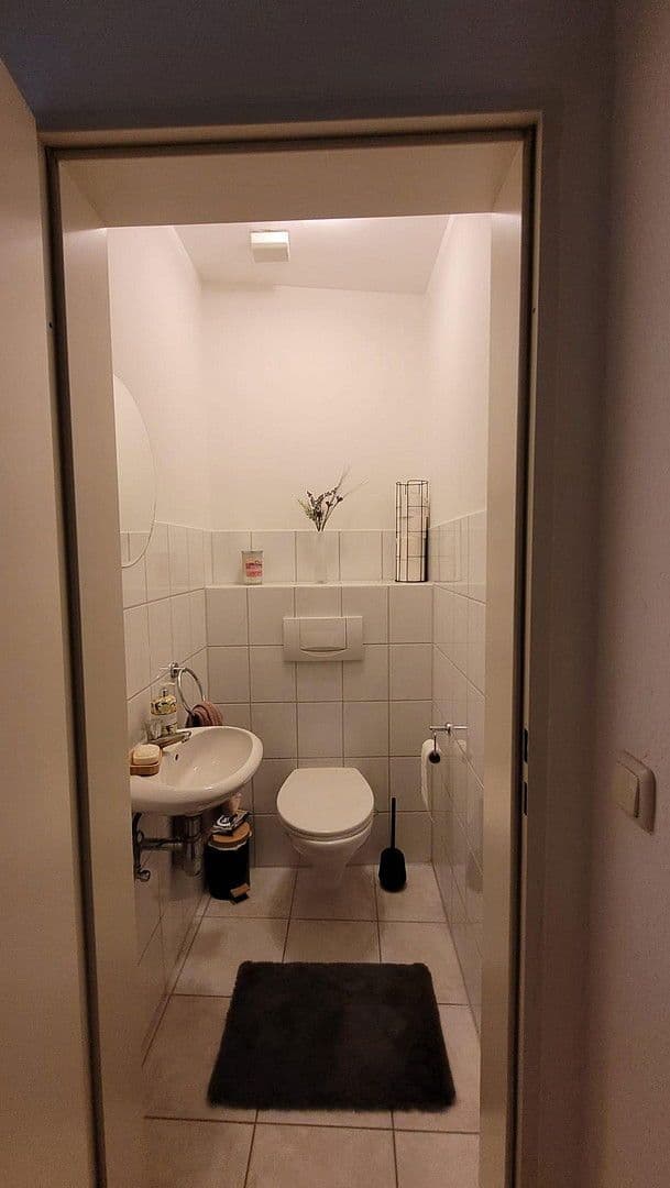 Prenájom bytu 3-izbový 95 m², Breilstr. 9, Oberhausen, Severné Porýnie - Westfálsko Prenájom bytu 3-izbový 95 m², Breilstr. 9, Oberhausen, Severné Porýnie - Westfálsko