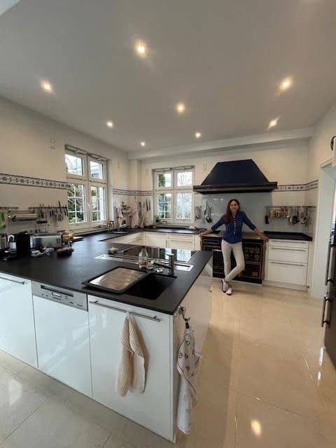 Predaj domu 265 m², pozemek 996 m², Potsdam Groß Glienicke zu Berlin, Brandenbursko Predaj domu 265 m², pozemek 996 m², Potsdam Groß Glienicke zu Berlin, Brandenbursko