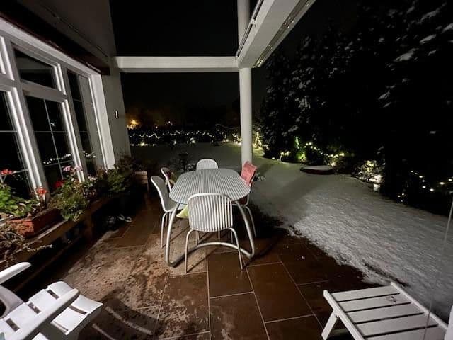 Predaj domu 265 m², pozemek 996 m², Potsdam Groß Glienicke zu Berlin, Brandenbursko Predaj domu 265 m², pozemek 996 m², Potsdam Groß Glienicke zu Berlin, Brandenbursko