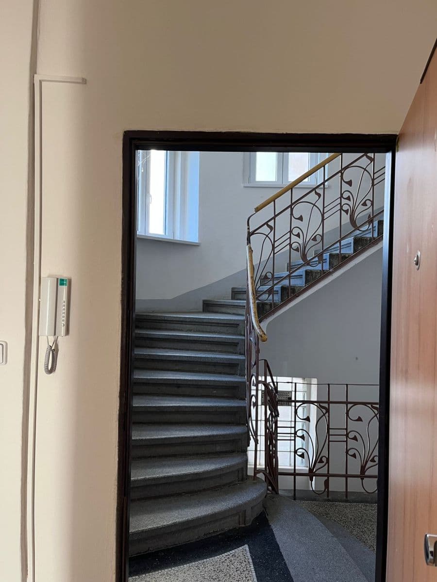 Prenájom bytu 2-izbový 67 m², Křížkova, Plzeň, Plzeňský kraj Prenájom bytu 2-izbový 67 m², Křížkova, Plzeň, Plzeňský kraj