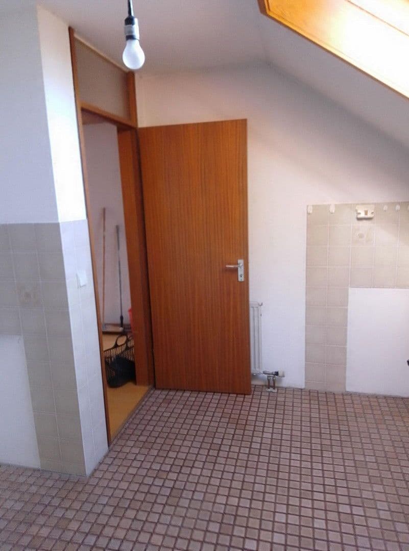 Predaj bytu 2-izbový 65 m², irisweg 10, Stuttgart (Bad Cannstatt), Bádensko-Wurttembersko Predaj bytu 2-izbový 65 m², irisweg 10, Stuttgart (Bad Cannstatt), Bádensko-Wurttembersko