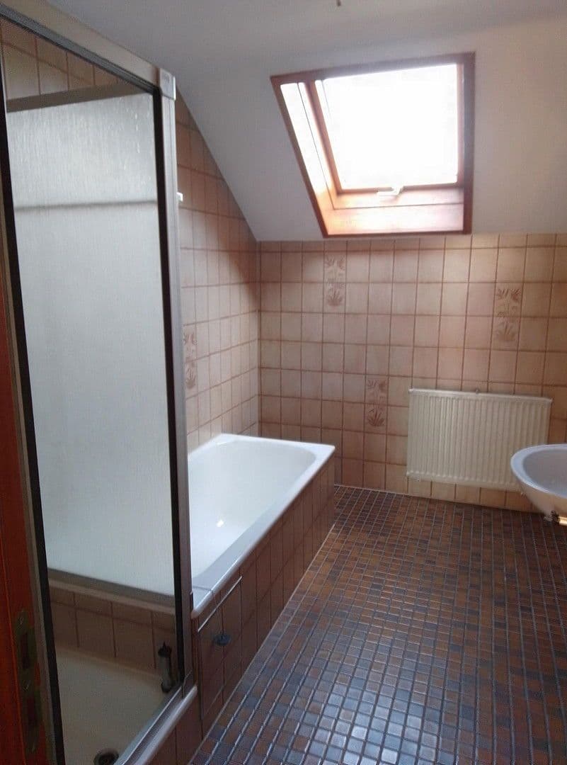 Predaj bytu 2-izbový 65 m², irisweg 10, Stuttgart (Bad Cannstatt), Bádensko-Wurttembersko Predaj bytu 2-izbový 65 m², irisweg 10, Stuttgart (Bad Cannstatt), Bádensko-Wurttembersko