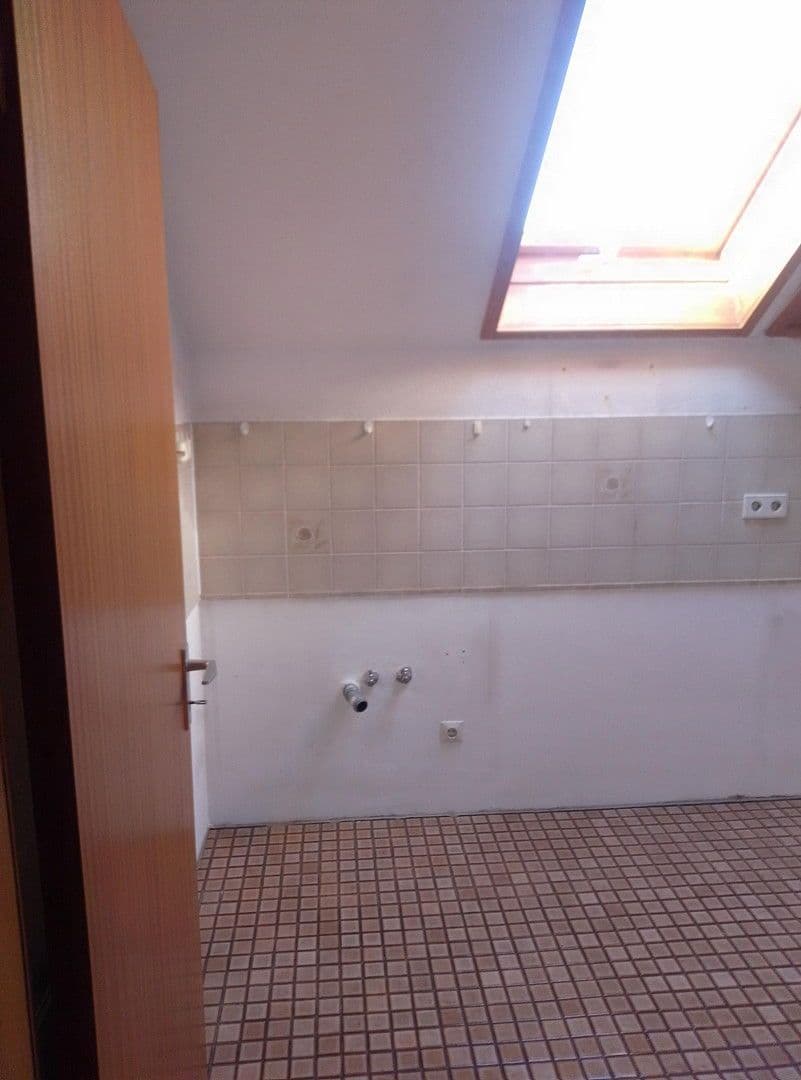 Predaj bytu 2-izbový 65 m², irisweg 10, Stuttgart (Bad Cannstatt), Bádensko-Wurttembersko Predaj bytu 2-izbový 65 m², irisweg 10, Stuttgart (Bad Cannstatt), Bádensko-Wurttembersko