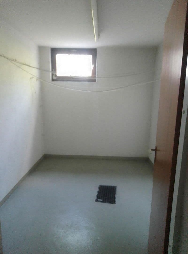 Predaj bytu 2-izbový 65 m², irisweg 10, Stuttgart (Bad Cannstatt), Bádensko-Wurttembersko Predaj bytu 2-izbový 65 m², irisweg 10, Stuttgart (Bad Cannstatt), Bádensko-Wurttembersko