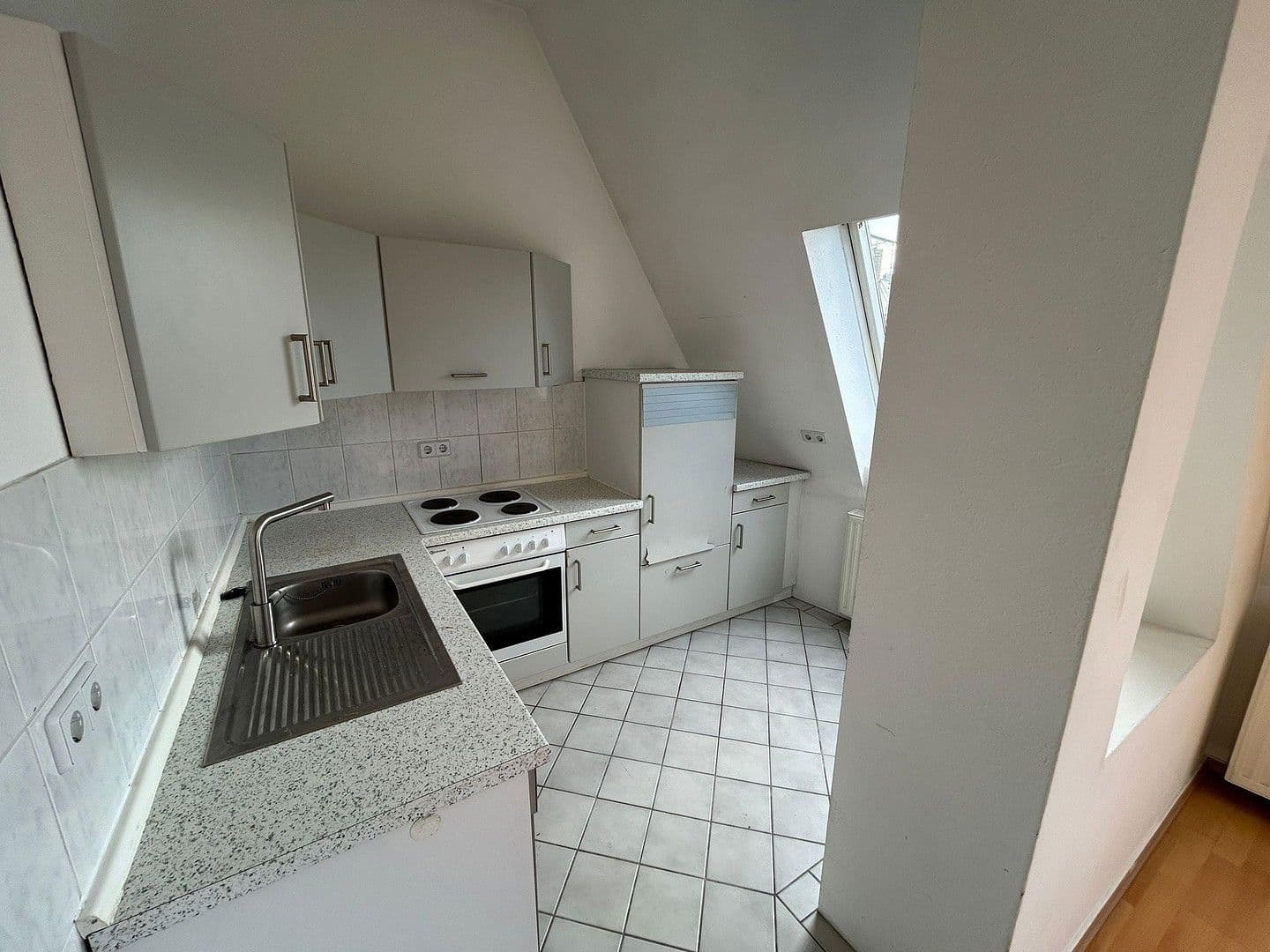 Predaj bytu 2-izbový 62 m², Grünbergerstr. 47, Berlin, Berlín Predaj bytu 2-izbový 62 m², Grünbergerstr. 47, Berlin, Berlín