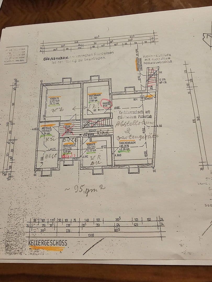Predaj domu 125 m², pozemek 480 m², Theodor-Heuss-Allee 107, Saarlouis, Sársko Predaj domu 125 m², pozemek 480 m², Theodor-Heuss-Allee 107, Saarlouis, Sársko