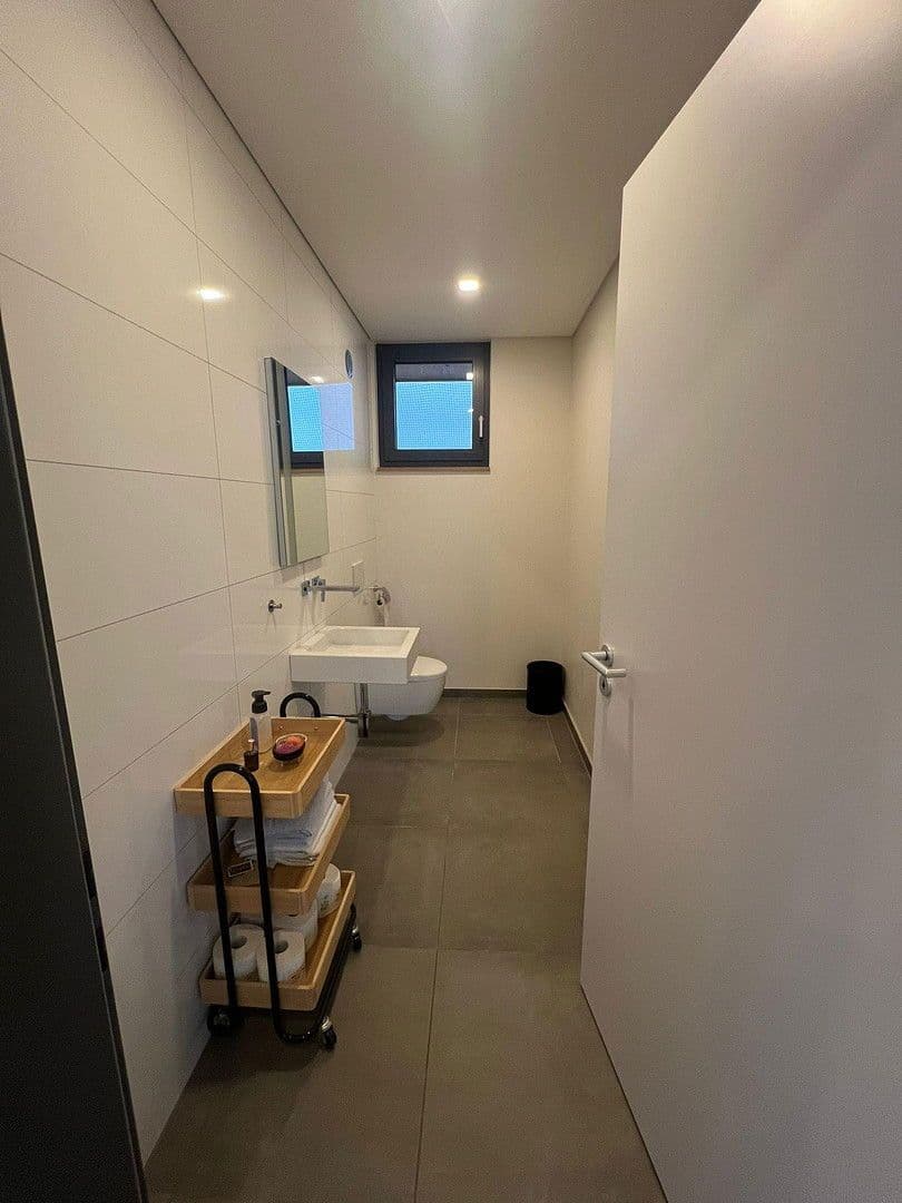 Prenájom bytu 2-izbový 88 m², Aschaffenburg, Bavorsko Prenájom bytu 2-izbový 88 m², Aschaffenburg, Bavorsko