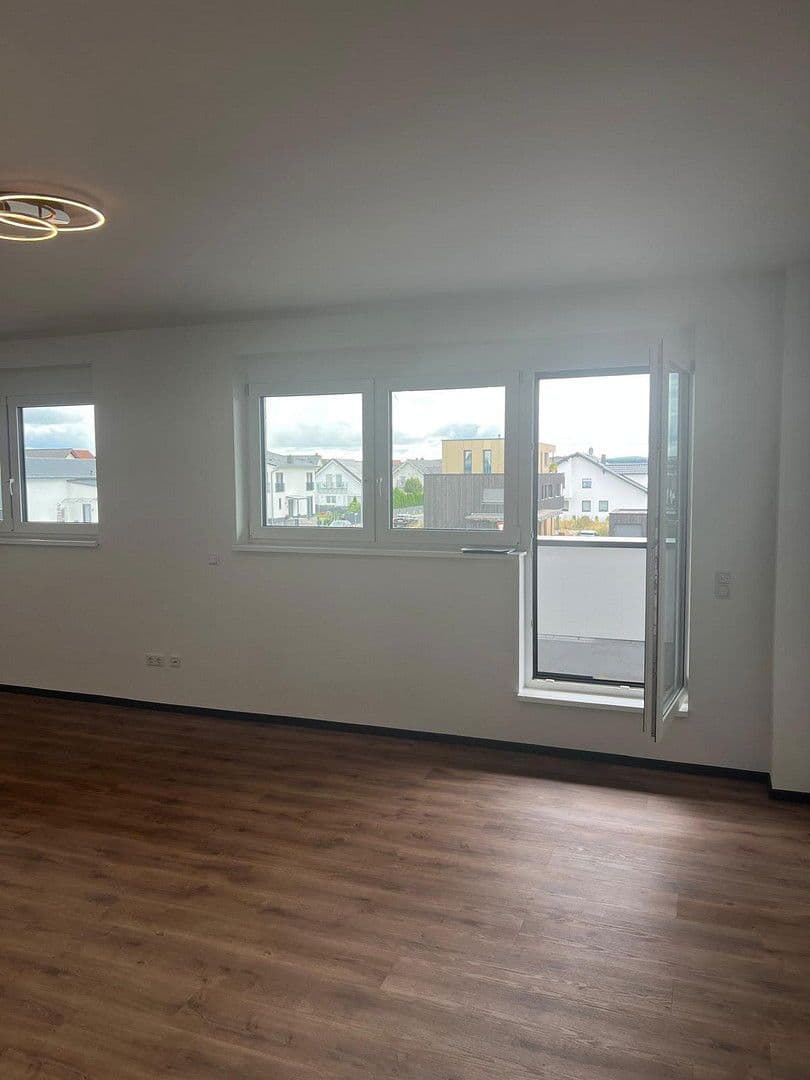 Prenájom kancelárie 335 m², Am Kaiserberg 11, Gießen, Hesensko Prenájom kancelárie 335 m², Am Kaiserberg 11, Gießen, Hesensko