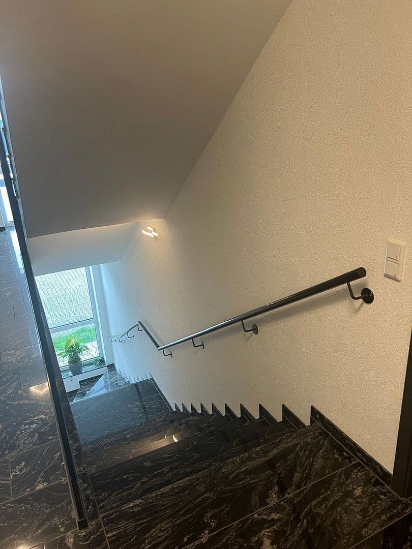 Prenájom kancelárie 335 m², Am Kaiserberg 11, Gießen, Hesensko Prenájom kancelárie 335 m², Am Kaiserberg 11, Gießen, Hesensko