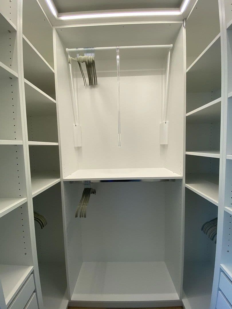 Prenájom bytu 2-izbový 50 m², München, Bavorsko Prenájom bytu 2-izbový 50 m², München, Bavorsko