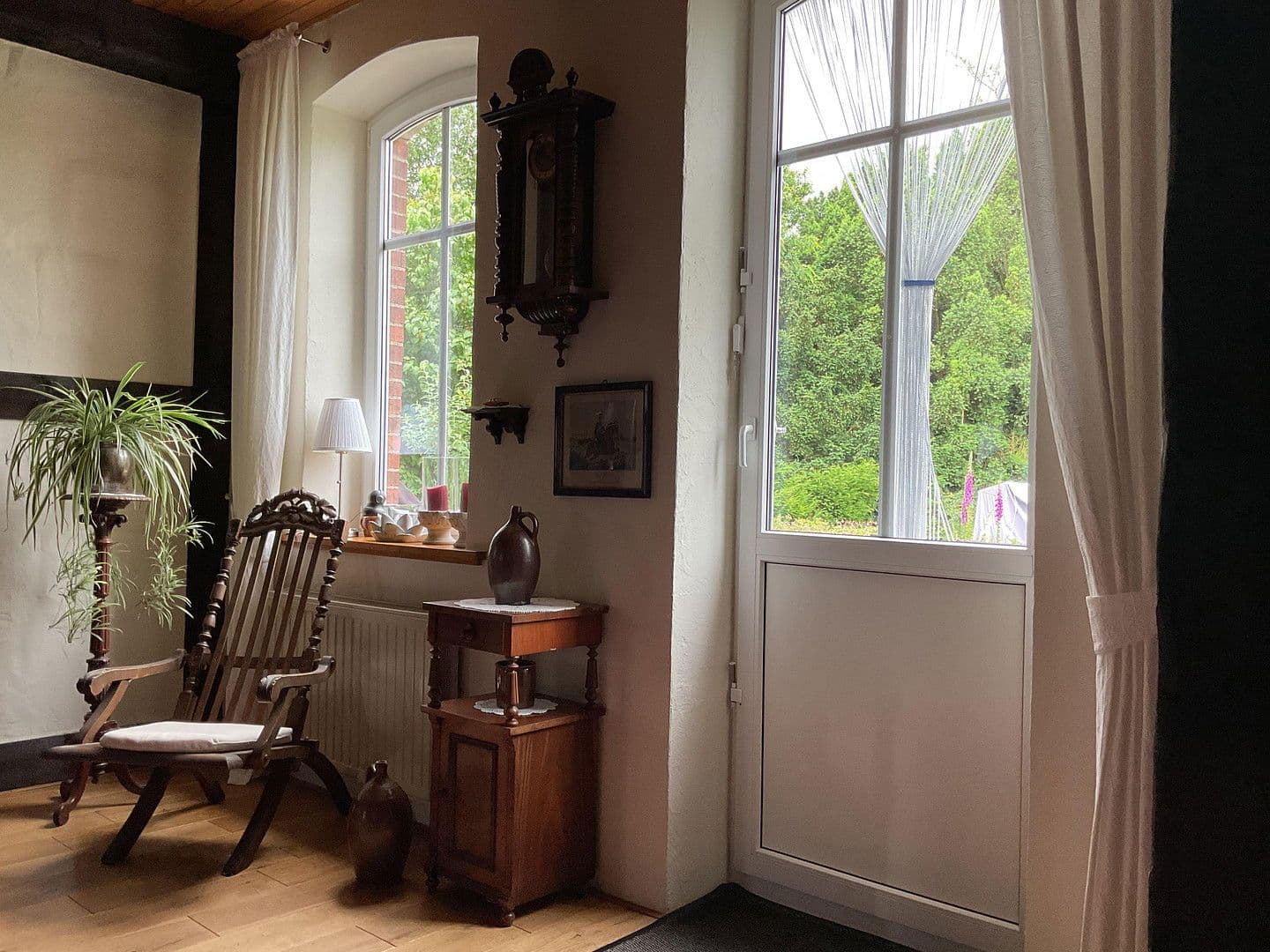 Predaj domu 180 m², pozemek 2.889 m², Nienstädt, Dolné Sasko Predaj domu 180 m², pozemek 2.889 m², Nienstädt, Dolné Sasko