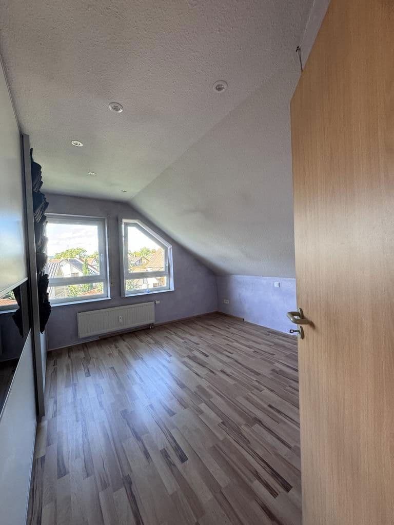 Predaj bytu 4-izbový 80 m², Schorndorf, Bádensko-Wurttembersko Predaj bytu 4-izbový 80 m², Schorndorf, Bádensko-Wurttembersko