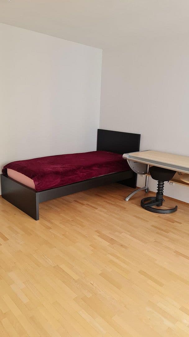 Prenájom bytu 21 m², Kieler Straße 1a, Berlin, Berlín Prenájom bytu 21 m², Kieler Straße 1a, Berlin, Berlín