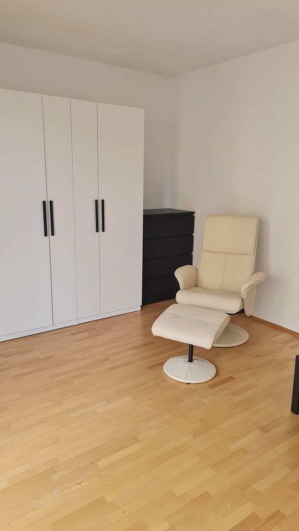 Prenájom bytu 21 m², Kieler Straße 1a, Berlin, Berlín Prenájom bytu 21 m², Kieler Straße 1a, Berlin, Berlín