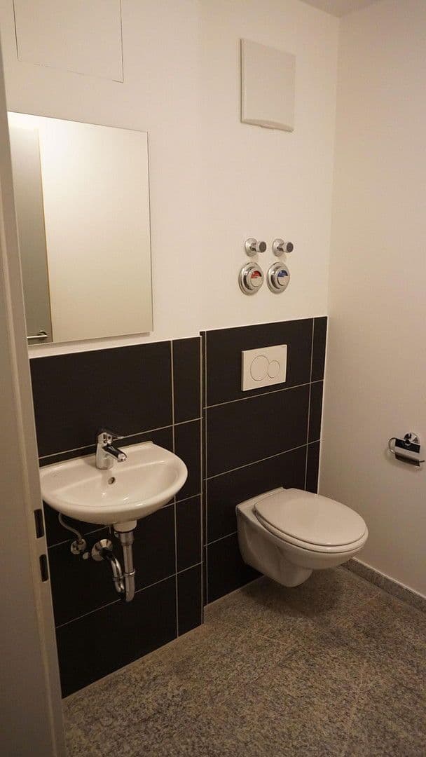 Prenájom bytu 4-izbový 115 m², Franz Marc Str 1c, Puchheim, Bavorsko Prenájom bytu 4-izbový 115 m², Franz Marc Str 1c, Puchheim, Bavorsko