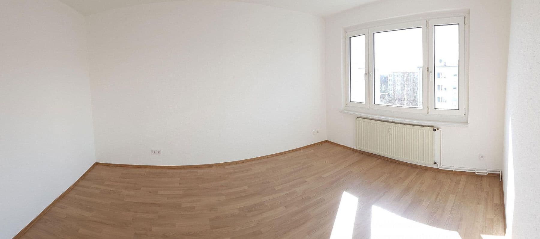 Prenájom bytu 2-izbový 47 m², Straße der Einheit 28, Neukieritzsch, Sasko Prenájom bytu 2-izbový 47 m², Straße der Einheit 28, Neukieritzsch, Sasko