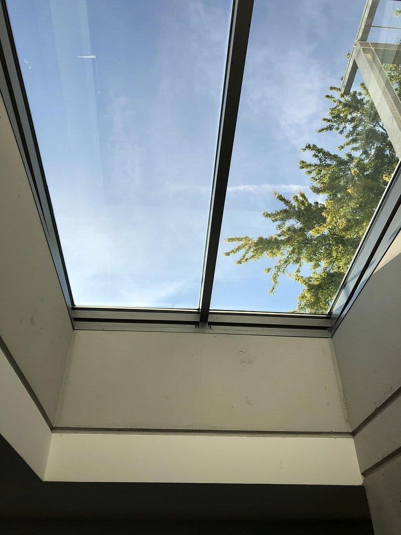 Prenájom bytu 5-izbový 136 m², Weinstadt, Bádensko-Wurttembersko Prenájom bytu 5-izbový 136 m², Weinstadt, Bádensko-Wurttembersko