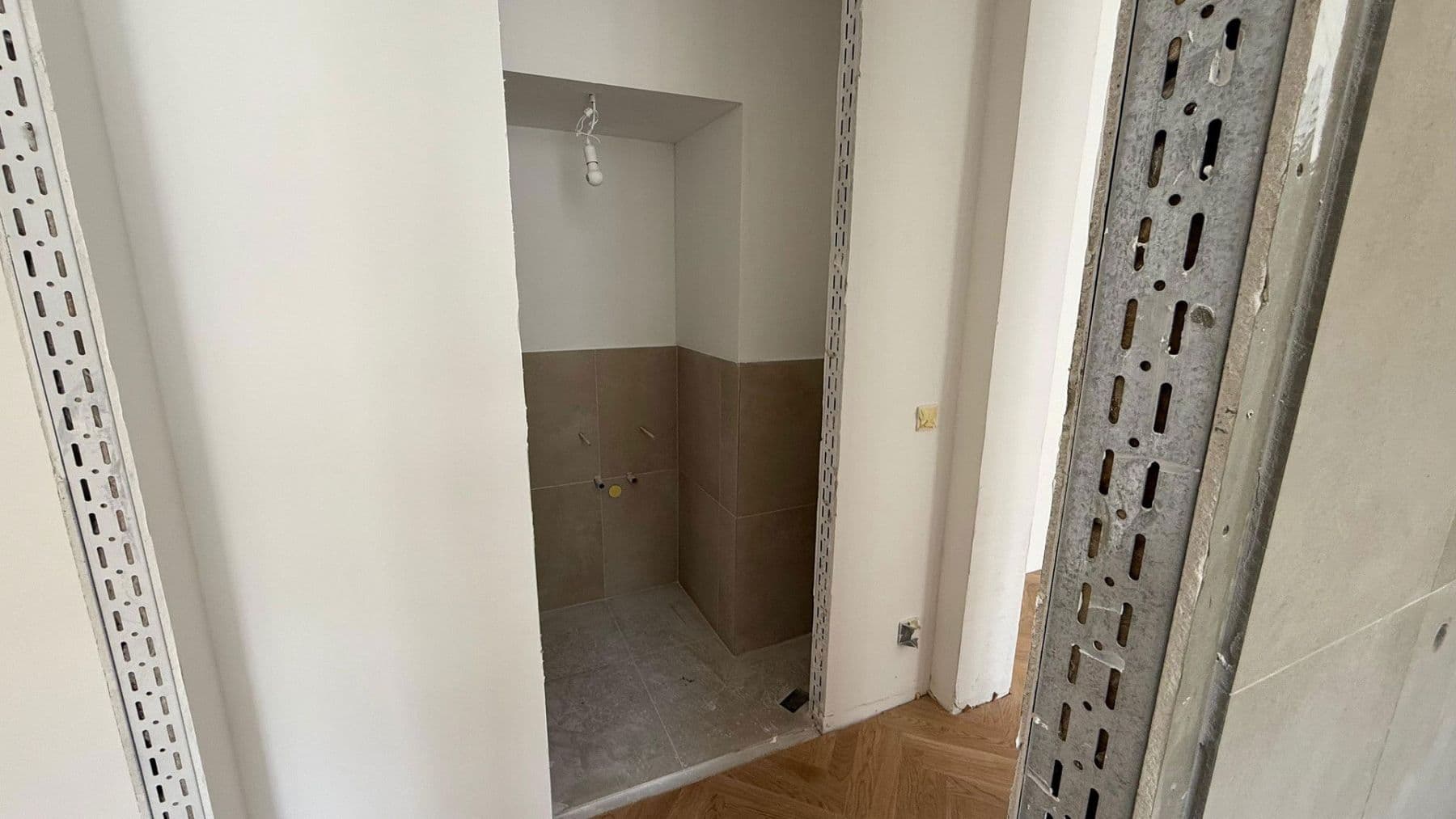 Predaj bytu 3-izbový 56 m², Denisgasse 40, Wien, Viedeň Predaj bytu 3-izbový 56 m², Denisgasse 40, Wien, Viedeň