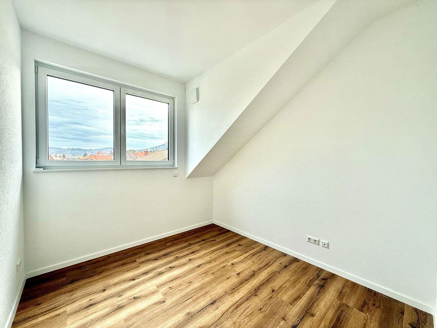 Predaj bytu 3-izbový 66 m², Oberdorfstraße 1, Friesenheim, Bádensko-Wurttembersko Predaj bytu 3-izbový 66 m², Oberdorfstraße 1, Friesenheim, Bádensko-Wurttembersko