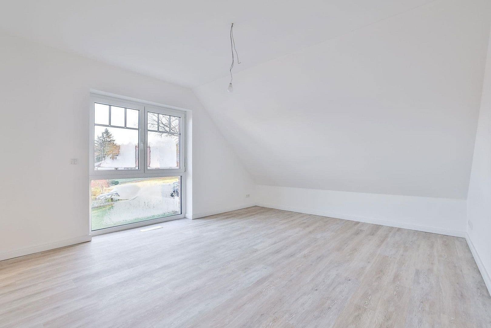 Predaj domu 152 m², pozemek 633 m², Scharbeutz, Šlezvicko-Holštajnsko Predaj domu 152 m², pozemek 633 m², Scharbeutz, Šlezvicko-Holštajnsko