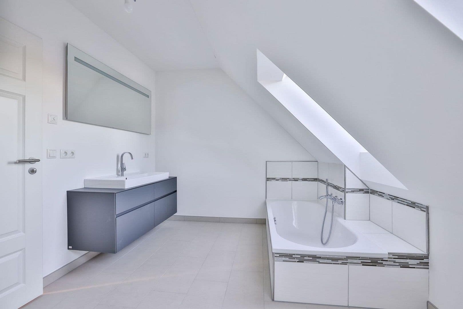 Predaj domu 152 m², pozemek 633 m², Scharbeutz, Šlezvicko-Holštajnsko Predaj domu 152 m², pozemek 633 m², Scharbeutz, Šlezvicko-Holštajnsko