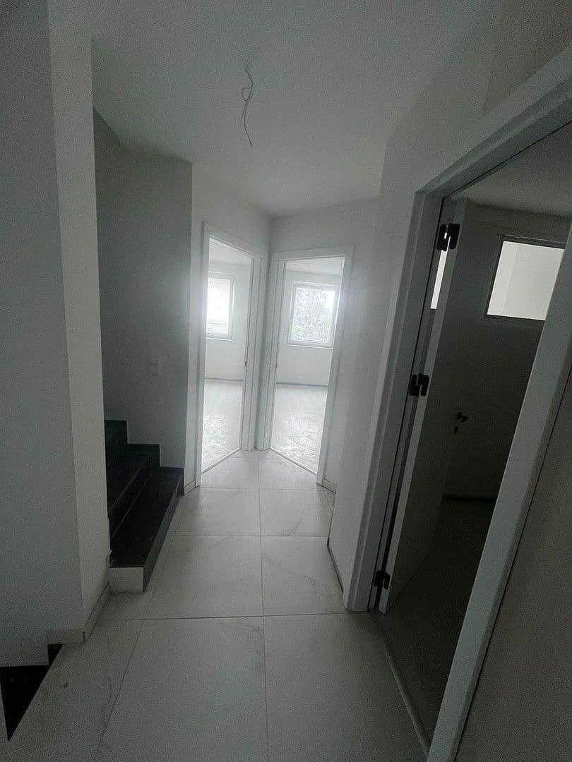 Predaj domu 102 m², pozemek 70 m², Schier 2b,c, Schwalmtal, Severné Porýnie - Westfálsko Predaj domu 102 m², pozemek 70 m², Schier 2b,c, Schwalmtal, Severné Porýnie - Westfálsko