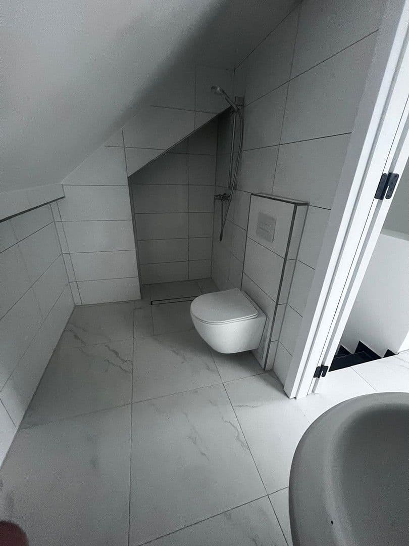 Predaj domu 102 m², pozemek 70 m², Schier 2b,c, Schwalmtal, Severné Porýnie - Westfálsko Predaj domu 102 m², pozemek 70 m², Schier 2b,c, Schwalmtal, Severné Porýnie - Westfálsko