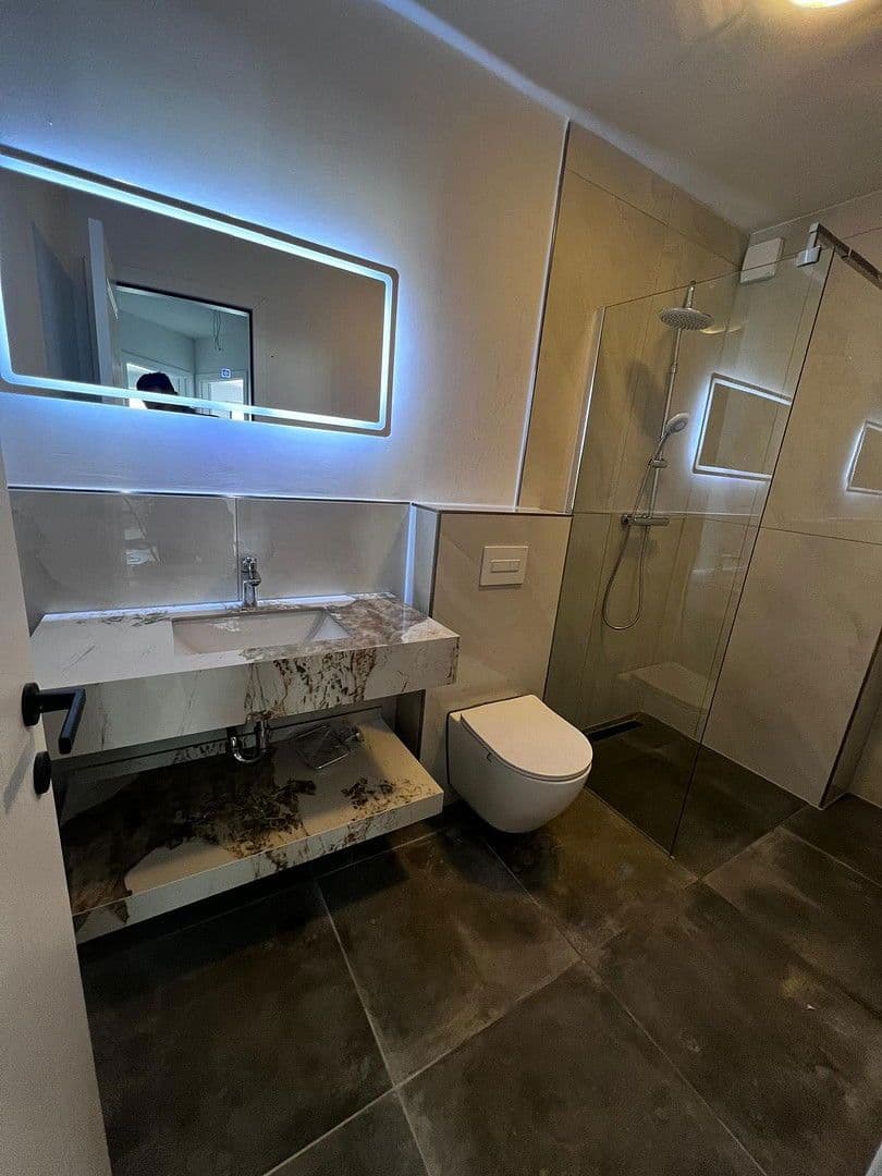 Predaj domu 102 m², pozemek 70 m², Schier 2b,c, Schwalmtal, Severné Porýnie - Westfálsko Predaj domu 102 m², pozemek 70 m², Schier 2b,c, Schwalmtal, Severné Porýnie - Westfálsko