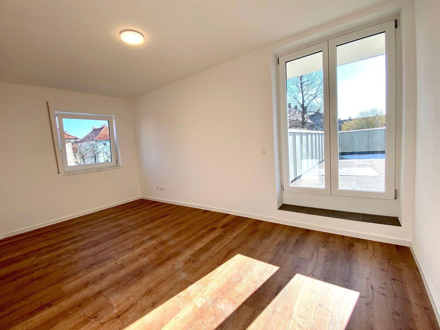 Prenájom bytu 3-izbový 110 m², Freilassing, Bavorsko Prenájom bytu 3-izbový 110 m², Freilassing, Bavorsko