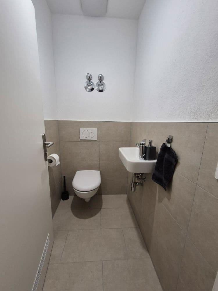 Prenájom bytu 3-izbový 118 m², Lerchenstr. 5, Oberkochen, Bádensko-Wurttembersko Prenájom bytu 3-izbový 118 m², Lerchenstr. 5, Oberkochen, Bádensko-Wurttembersko