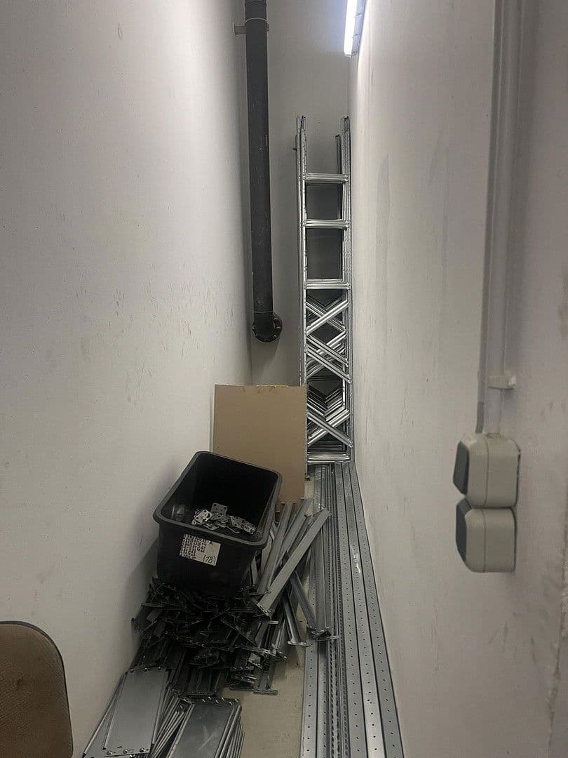 Prenájom nebytového priestoru 350 m², Margarete-von-Wrangell-Straße 17, Hanau, Hesensko Prenájom nebytového priestoru 350 m², Margarete-von-Wrangell-Straße 17, Hanau, Hesensko