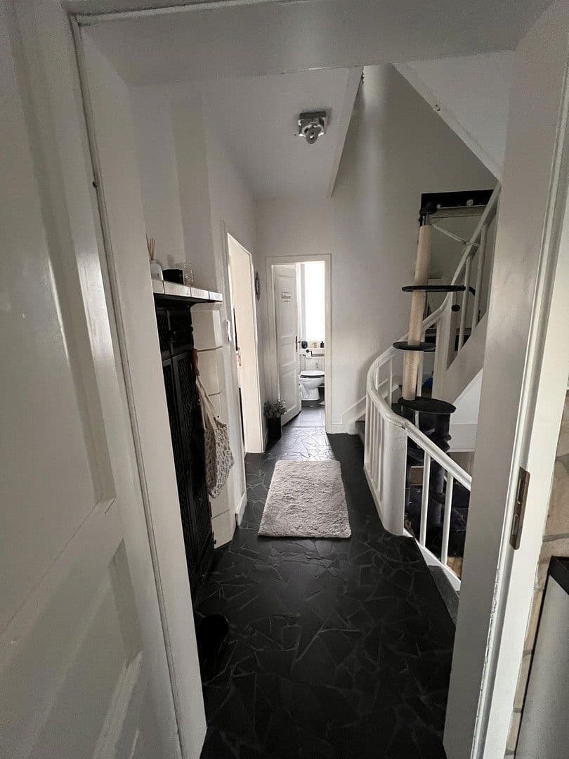 Prenájom bytu 5-izbový 96 m², Richardstr. 5, Schwerte, Severné Porýnie - Westfálsko Prenájom bytu 5-izbový 96 m², Richardstr. 5, Schwerte, Severné Porýnie - Westfálsko