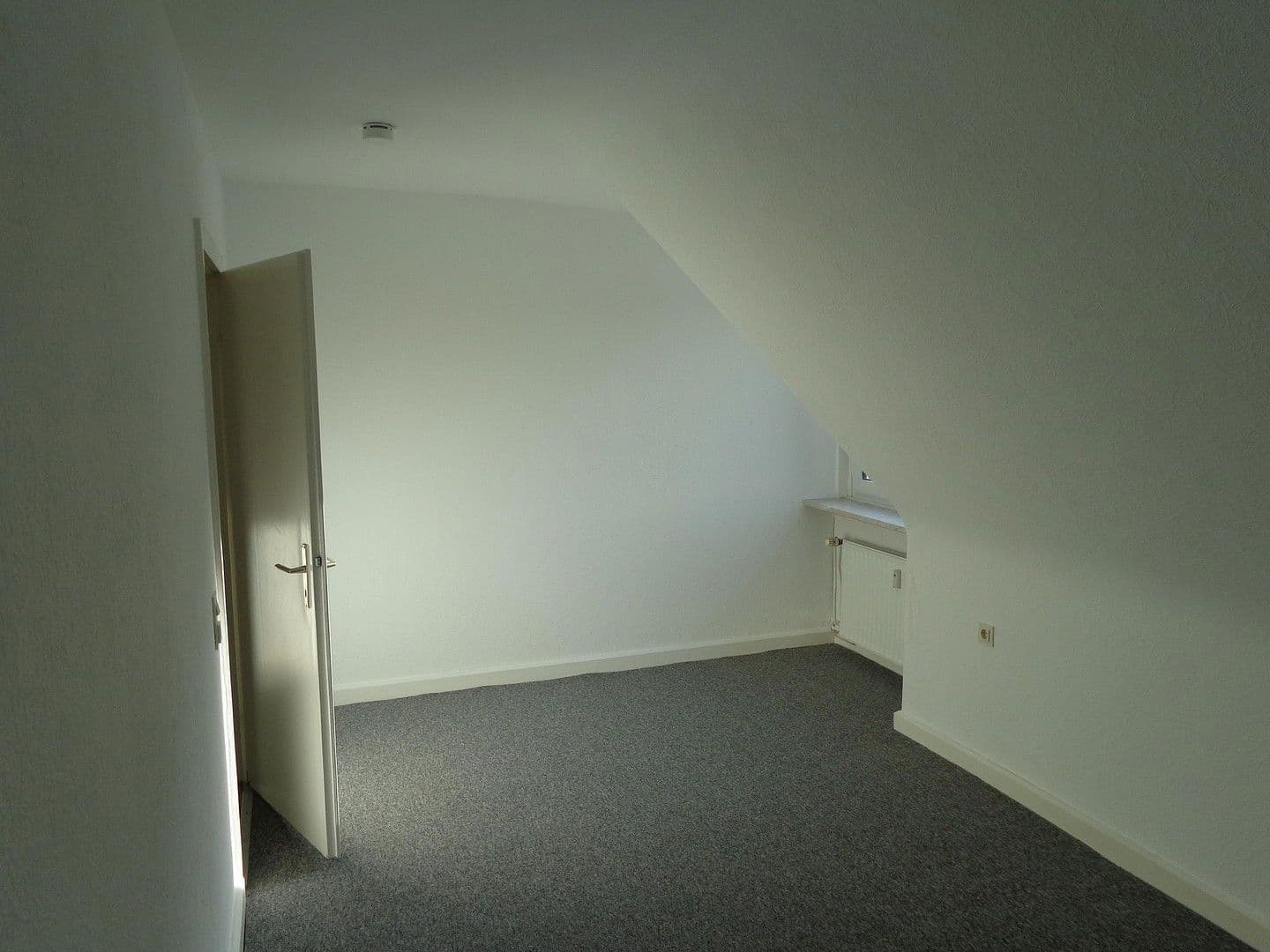 Prenájom bytu 4-izbový 84 m², Kulpin, Šlezvicko-Holštajnsko Prenájom bytu 4-izbový 84 m², Kulpin, Šlezvicko-Holštajnsko