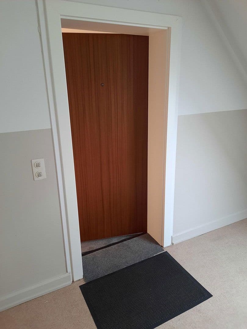 Prenájom bytu 4-izbový 84 m², Kulpin, Šlezvicko-Holštajnsko Prenájom bytu 4-izbový 84 m², Kulpin, Šlezvicko-Holštajnsko