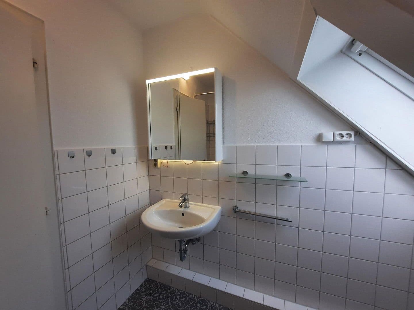 Prenájom bytu 4-izbový 84 m², Kulpin, Šlezvicko-Holštajnsko Prenájom bytu 4-izbový 84 m², Kulpin, Šlezvicko-Holštajnsko