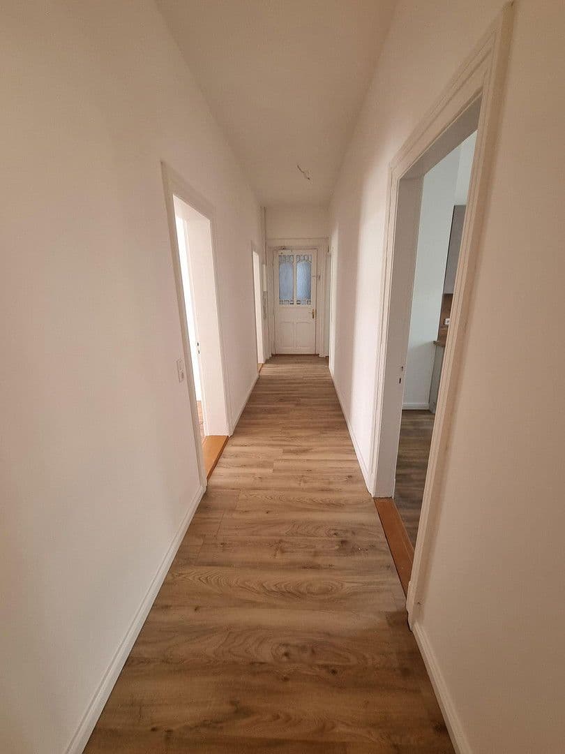 Prenájom bytu 4-izbový 107 m², Apenrader Str. 8, Flensburg, Šlezvicko-Holštajnsko Prenájom bytu 4-izbový 107 m², Apenrader Str. 8, Flensburg, Šlezvicko-Holštajnsko