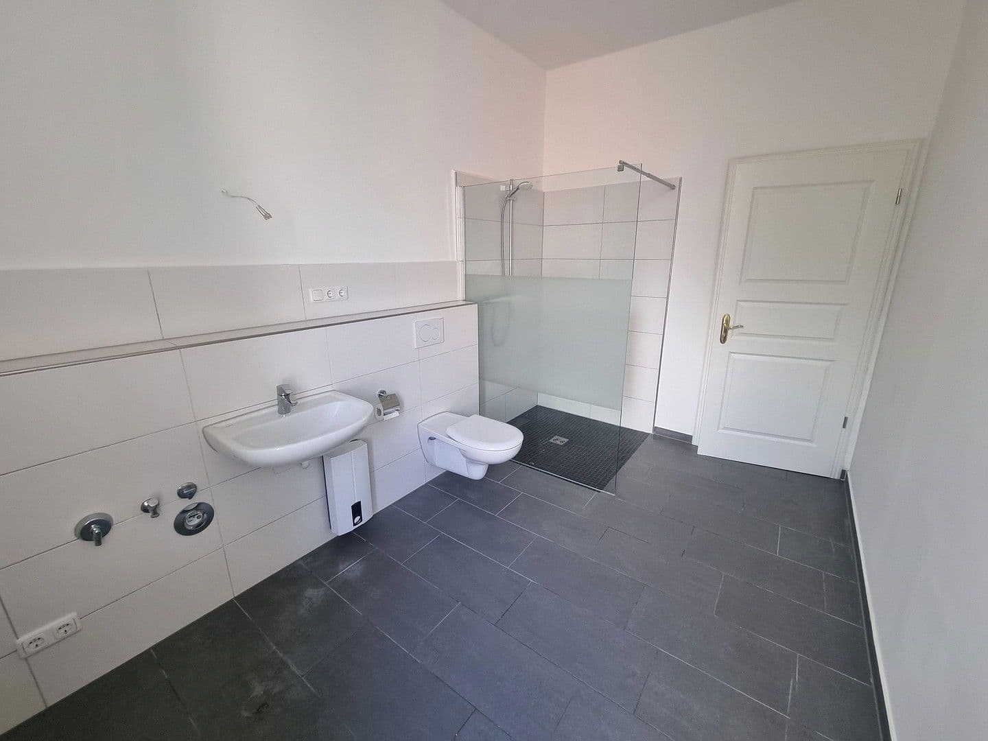 Prenájom bytu 4-izbový 107 m², Apenrader Str. 8, Flensburg, Šlezvicko-Holštajnsko Prenájom bytu 4-izbový 107 m², Apenrader Str. 8, Flensburg, Šlezvicko-Holštajnsko