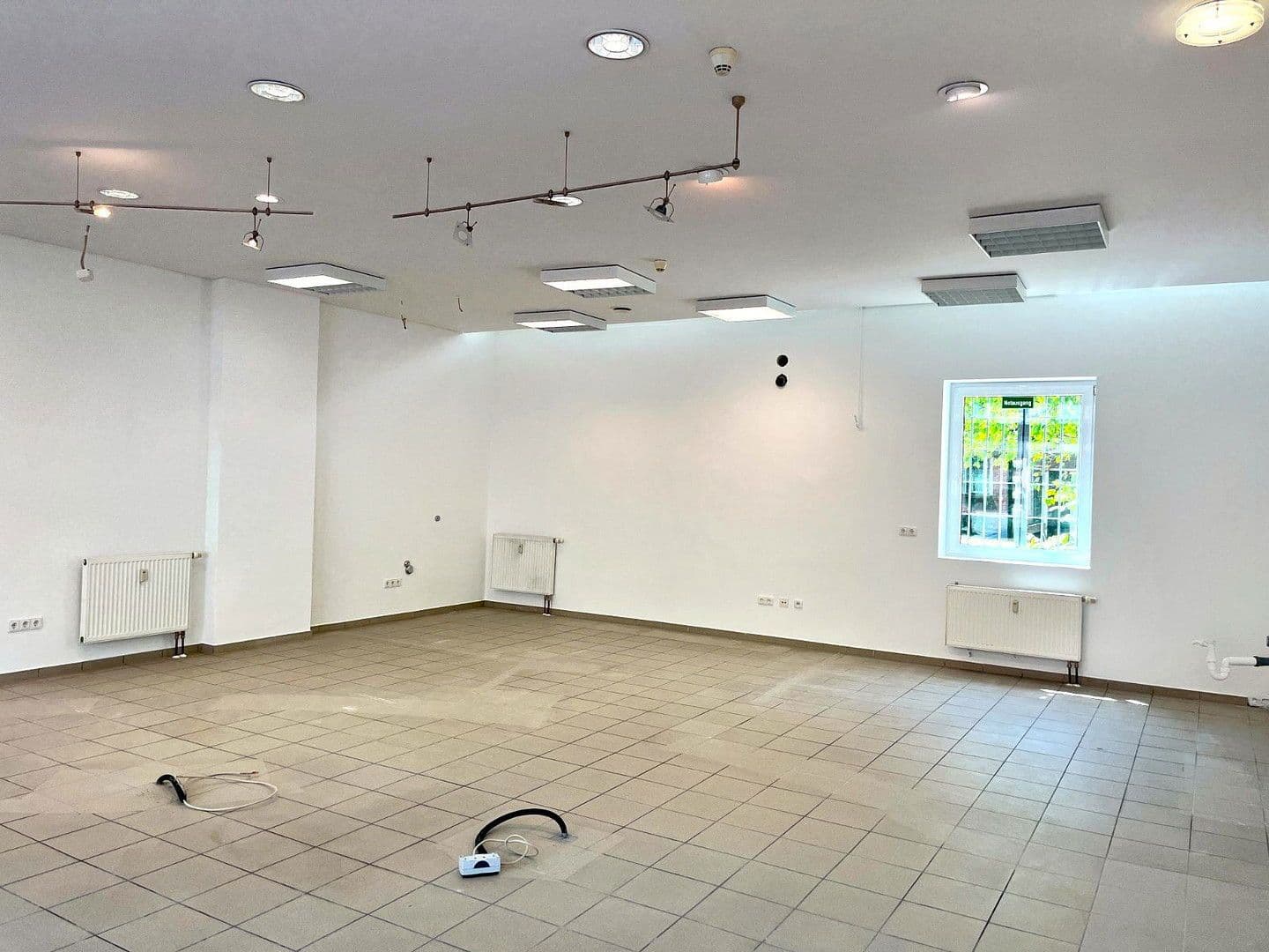 Prenájom nebytového priestoru 73 m², Fürth, Bavorsko Prenájom nebytového priestoru 73 m², Fürth, Bavorsko