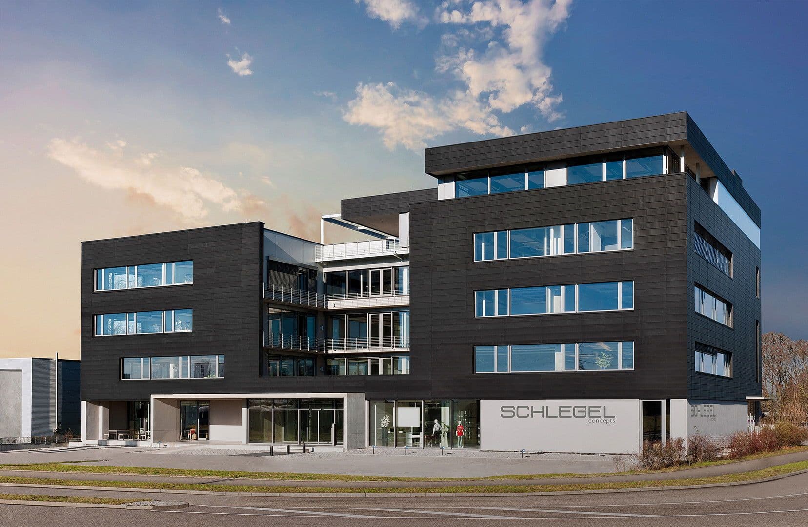 Prenájom kancelárie 707 m², Porschestraße 2, Bösingen, Bádensko-Wurttembersko Prenájom kancelárie 707 m², Porschestraße 2, Bösingen, Bádensko-Wurttembersko