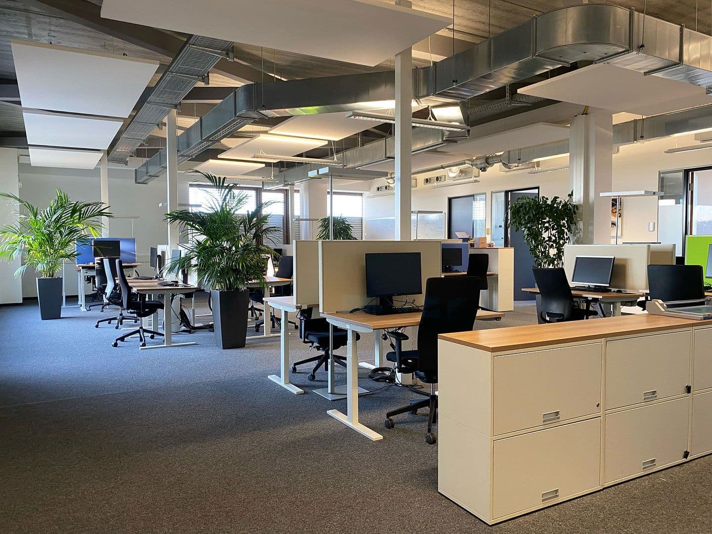 Prenájom kancelárie 707 m², Porschestraße 2, Bösingen, Bádensko-Wurttembersko Prenájom kancelárie 707 m², Porschestraße 2, Bösingen, Bádensko-Wurttembersko