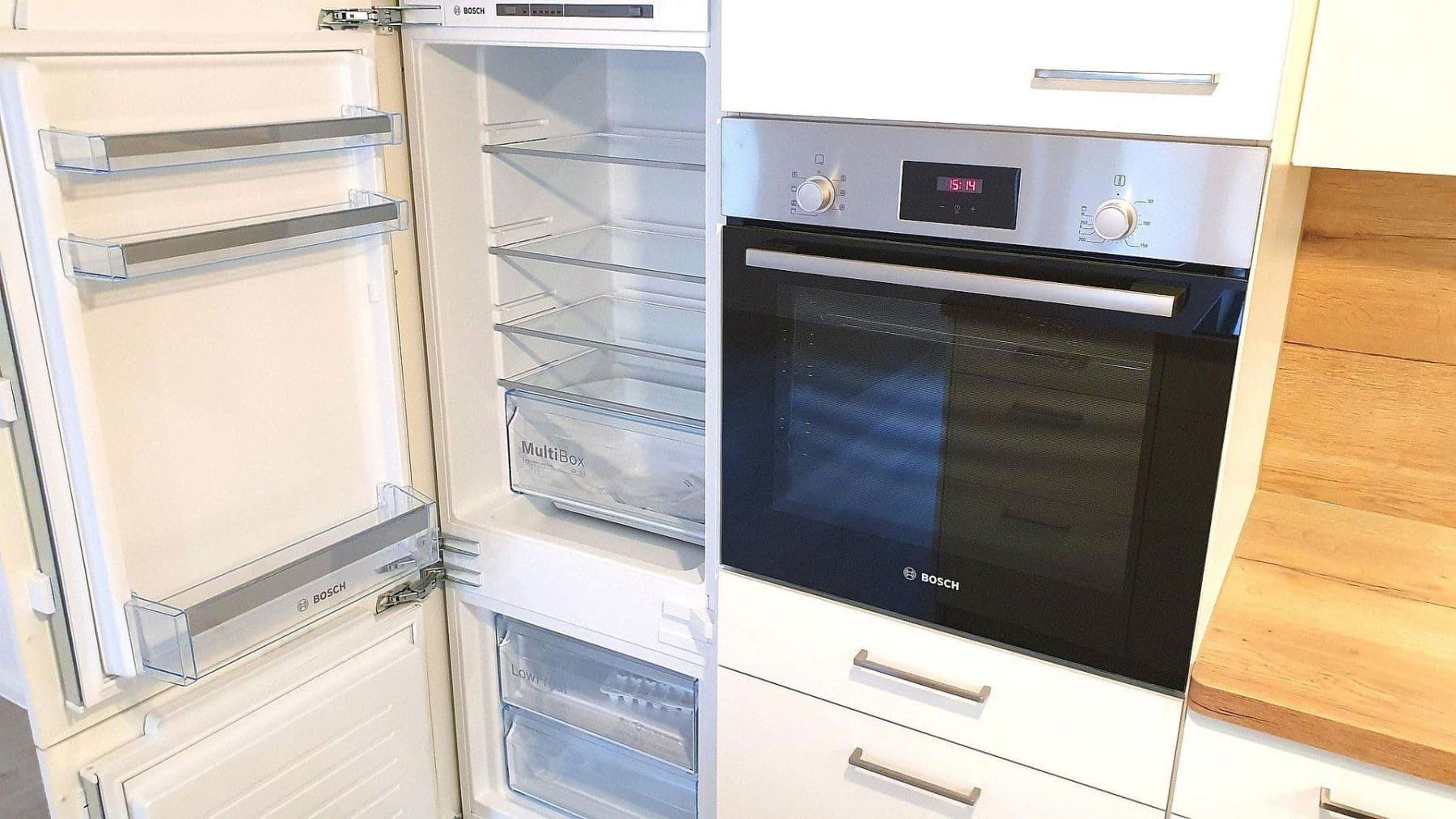 Prenájom bytu 2-izbový 70 m², Rheinstraße 14, Gailingen am Hochrhein, Bádensko-Wurttembersko Prenájom bytu 2-izbový 70 m², Rheinstraße 14, Gailingen am Hochrhein, Bádensko-Wurttembersko