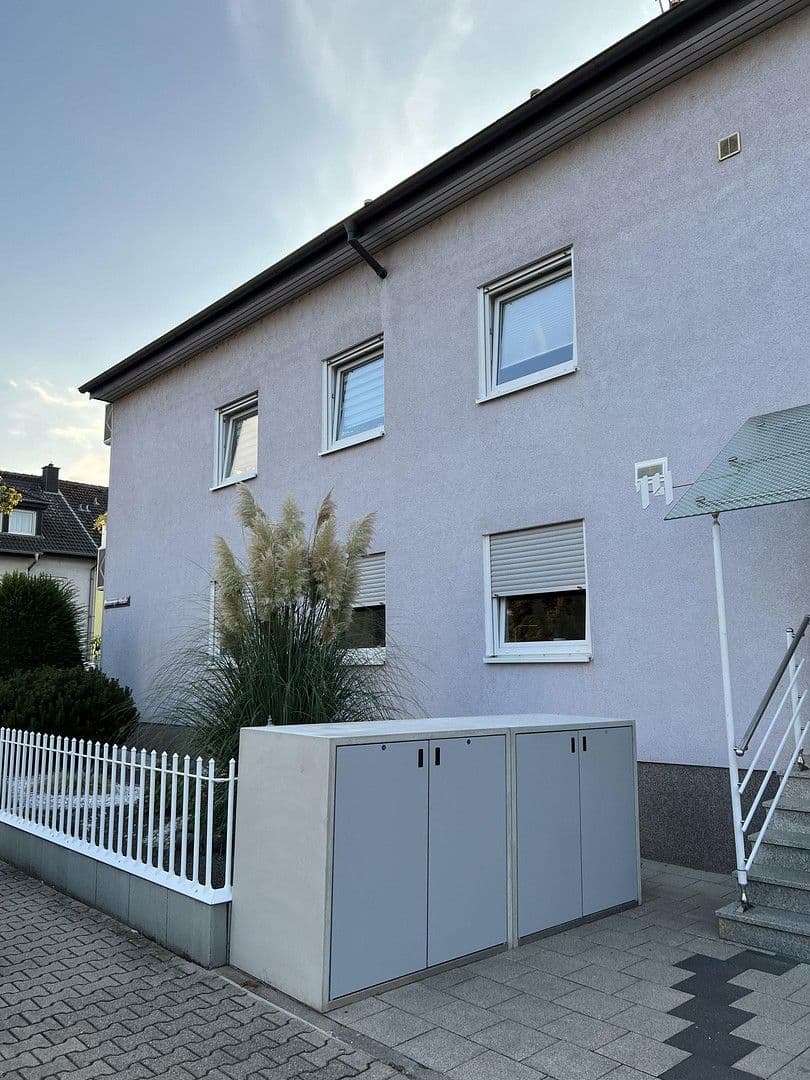 Prenájom bytu 2-izbový 73 m², Mannheim, Bádensko-Wurttembersko Prenájom bytu 2-izbový 73 m², Mannheim, Bádensko-Wurttembersko