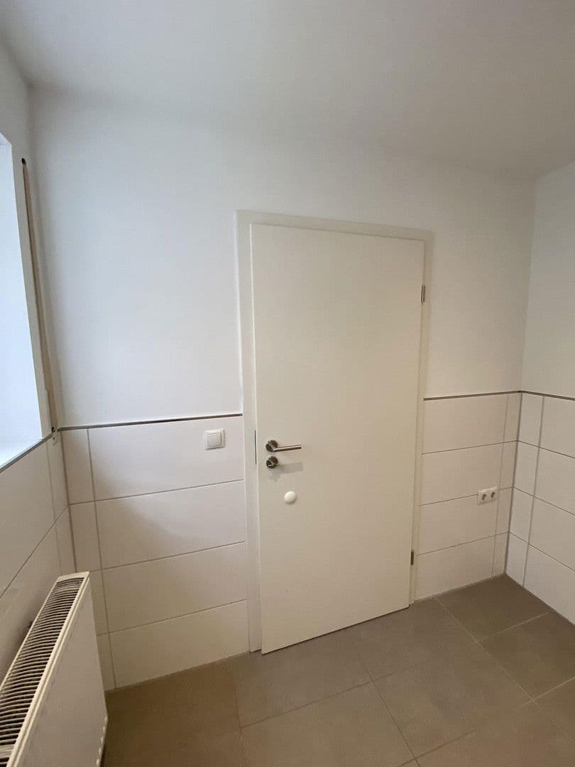 Prenájom bytu 2-izbový 73 m², Mannheim, Bádensko-Wurttembersko Prenájom bytu 2-izbový 73 m², Mannheim, Bádensko-Wurttembersko