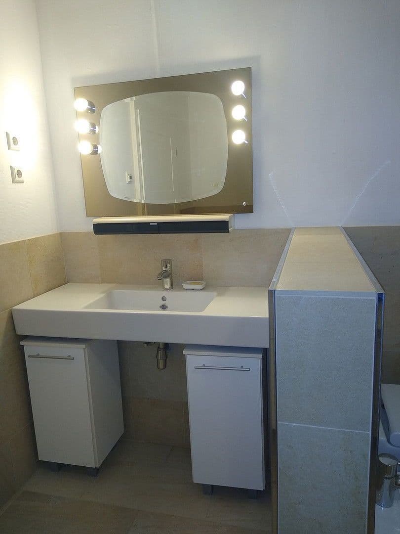 Prenájom bytu 3-izbový 100 m², Bad Wildbad, Bádensko-Wurttembersko Prenájom bytu 3-izbový 100 m², Bad Wildbad, Bádensko-Wurttembersko