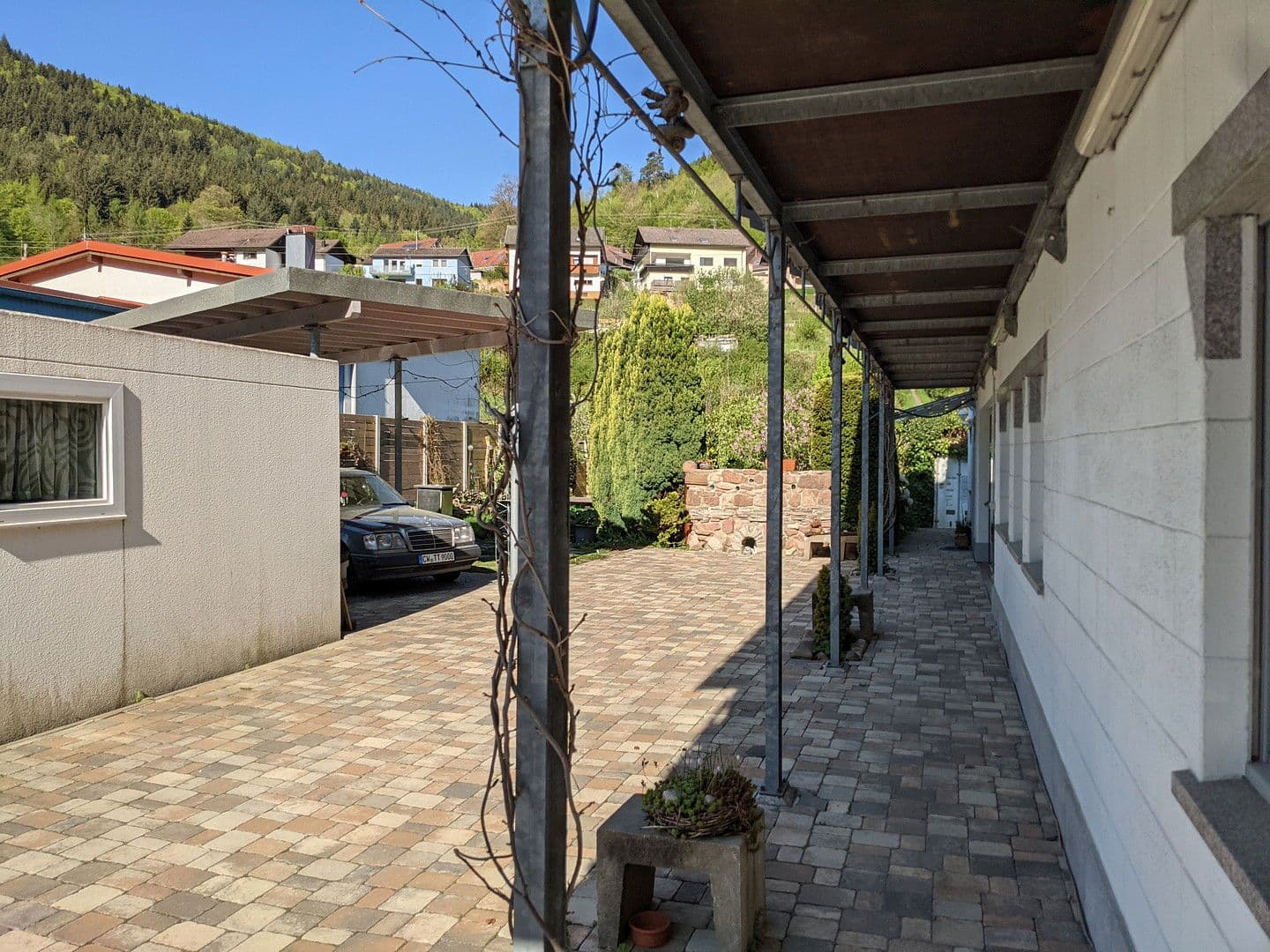 Prenájom bytu 3-izbový 100 m², Bad Wildbad, Bádensko-Wurttembersko Prenájom bytu 3-izbový 100 m², Bad Wildbad, Bádensko-Wurttembersko