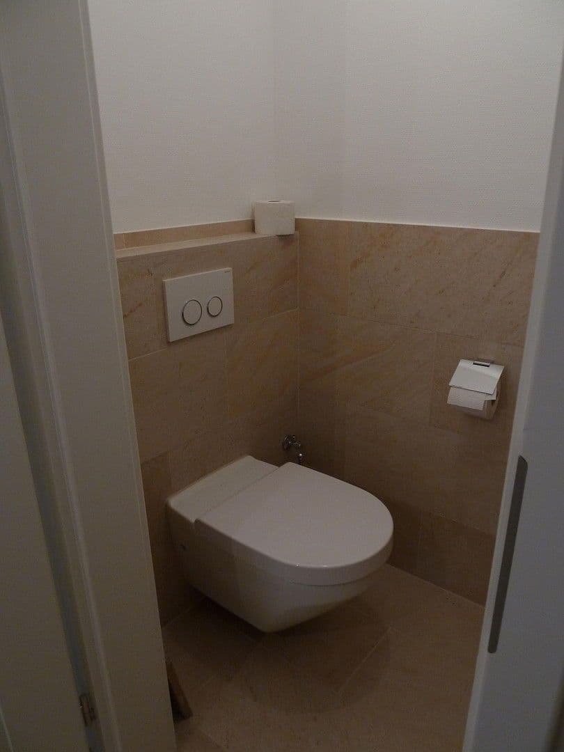 Prenájom bytu 3-izbový 100 m², Bad Wildbad, Bádensko-Wurttembersko Prenájom bytu 3-izbový 100 m², Bad Wildbad, Bádensko-Wurttembersko