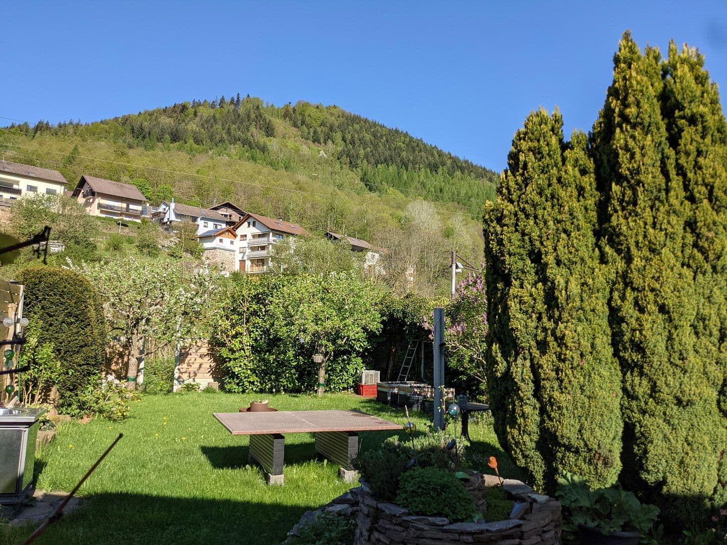 Prenájom bytu 3-izbový 100 m², Bad Wildbad, Bádensko-Wurttembersko Prenájom bytu 3-izbový 100 m², Bad Wildbad, Bádensko-Wurttembersko